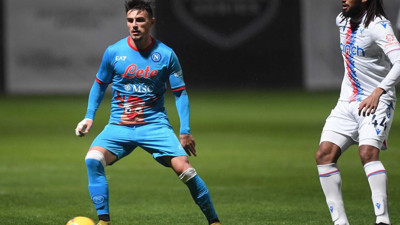 Antalya'da İtalya-İngiltere rekabeti. Napoli-Crystal Palace maçında 4 gol