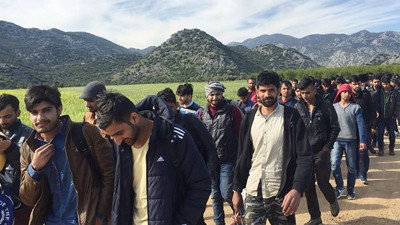 AB mülteciler Türkiye'de kalsın diye 1.2 milyar Euro veriyor. Neden Türkiye'nin mülteci merkezi olduğu ortaya çıktı