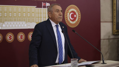 MEB'in tarikatlarla protokol imzaladığını gündeme getirmişti. CHP'li vekil ölüm tehdidi aldığını açıkladı