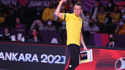 Vakıfbank Guidetti ile 18. yıla girecek