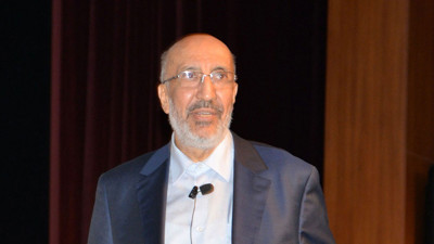 Dilipak tarikatta 6 yaşında evlendirilen kız için 'Hipnozla konuşturuluyor' dedi. FETÖ'cüler de masum subayları 'Hipnozla işkence yaptılar' diyerek yakmıştı