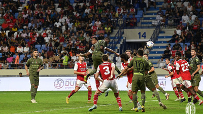 Arsenal Milan'ı 2 golle yendi