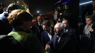 Kılıçdaroğlu Saraçhane’de: Hiç moralini bozma, gülümsemeni sürdür