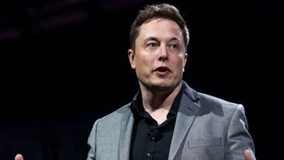 Elon Musk 3.58 milyar dolarlık Tesla hissesi sattı