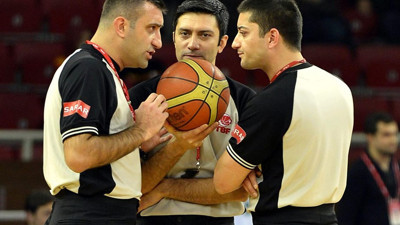 Federasyon tartışmalı hakemin lisansını iptal etti