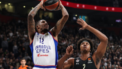 Anadolu Efes sonunu getiremedi