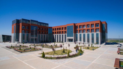 Üniversite değil sanki ‘akraba kulübü’! Liyakat bunun neresinde