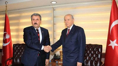 Cumhur İttifakı'nda İmamoğlu çatlağı. Destici ile Bahçeli'nin sözleri birbiriyle çelişti