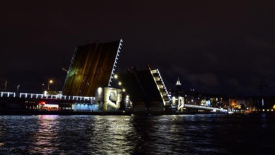Galata ve Atatürk köprüleri trafiğe kapatıldı