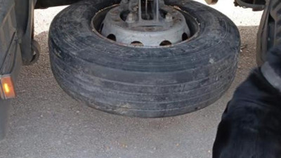 Araçta uyuşturucu madde çıktı. "Gezmek için geldik" dediler