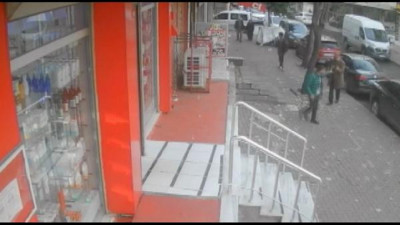 Esenler'de bıçaklı cinayet kamerada