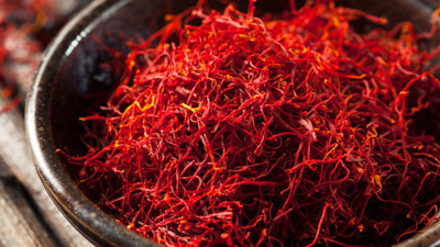 Tek bir tutamı bile şifa dağıtıyor. Faydalarını duyan aktara koşuyor