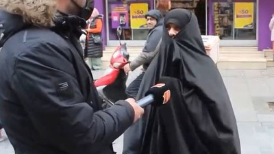 Sokak röportajında pes dedirten sözler: Kadınlar elektriksiz bir şey yapmıyor, bu lükstür