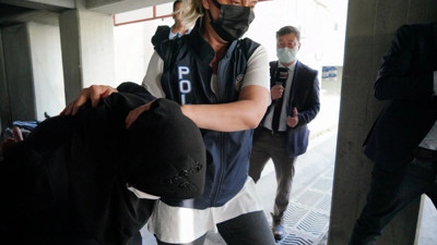 Cani anne iki oğlunu sevgilisine öldürttü