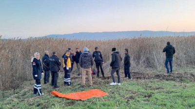 Sandal alabora oldu: Gölde kaybolan iki kişiyi arama çalışması başlatıldı