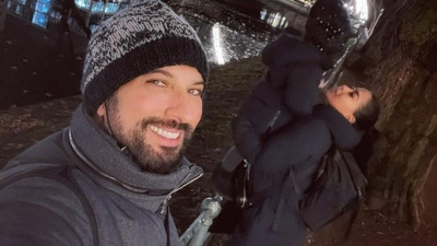 Tarkan'dan mutlu aile pozu
