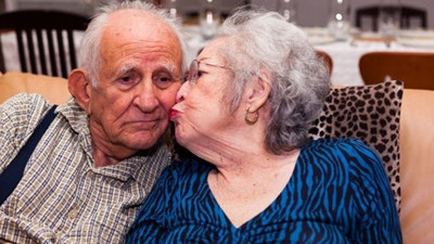 Evli olmak Alzheimer’ı önlüyor mu?