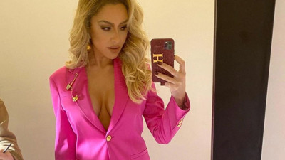 Hadise'nin paylaştığı fotoğraf tartışma yarattı