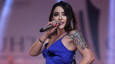 Melek Mosso'nun soyadı isyanı