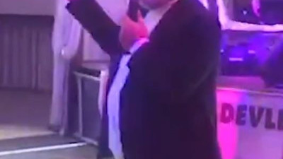 Ethem Sancak Binali Yıldırım’a türküyle meydan okudu