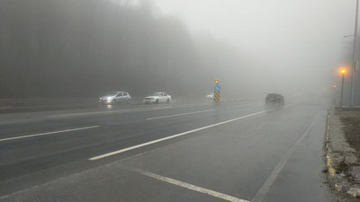 Bolu Dağı'nda sis ve sağanak! Mesafe 30 metreye düştü