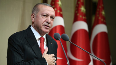 Şirketlerini Erdoğan ailesinin şirketine devrettiler
