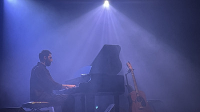 'Valse' bestesiyle ülkemizde tanınan Evgeny Grinko, Trabzon'da konser verdi