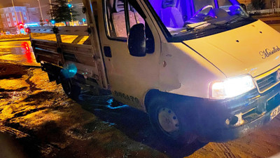 Otomobil ile pikap çarpıştı: 1 yaralı (26 Aralık 2022)