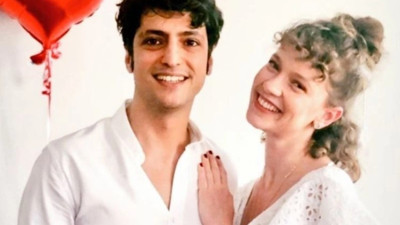 Taner Ölmez ile Ece Çeşmioğlu çifti bebeklerinin yüzünü ilk kez gösterdi