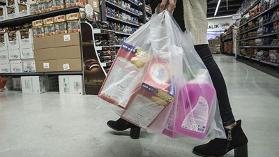 Alışveriş poşetine zam geldi. Bakan Kurum 'değişmeyecek' demişti
