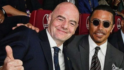 Nusret bir ünlüyü daha kaybetti. Infantino da takibi bıraktı