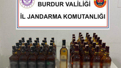 Burdur'da 44 litre kaçak içki ele geçirildi