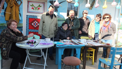 Burhaniyeli ressamlar köy atölyesinde resim yaptı