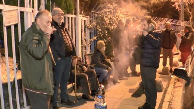 EYT başvurusu için geceden sıraya girdiler