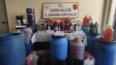 Jandarma Nazilli’de litrelerce kaçak içki ele geçirdi