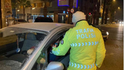 Alkollü sürücü aynı saat içerisinde 2 defa ceza yedi