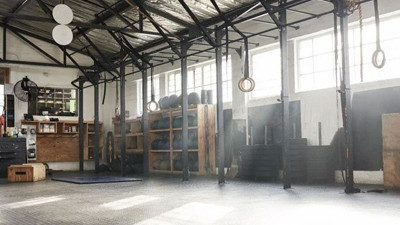 İran yine kapattı. Gerekçe 'karma eğitim'