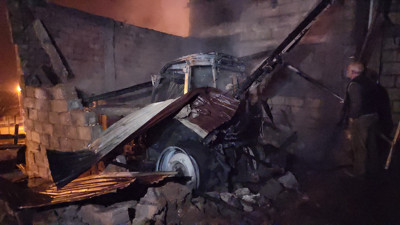 Garajda yangın çıktı. Traktör cayır cayır yandı