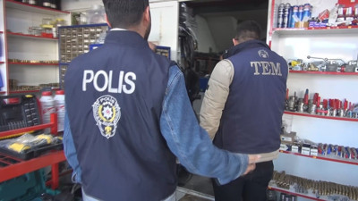 Emniyet'ten 20 adrese kaçak ve sahte içki operasyonu