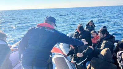 İzmir açıklarında 113 düzensiz göçmen kurtarıldı