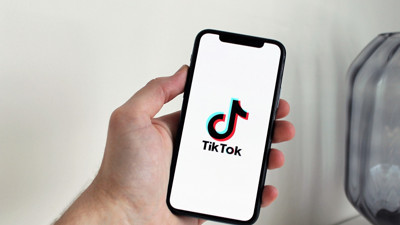 TikTok videolara sınırlandırma özelliğini getirdi