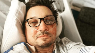 Amerikalı ünlü aktör son durumunu paylaştı. Kar küreme aracı üzerinden geçmişti.