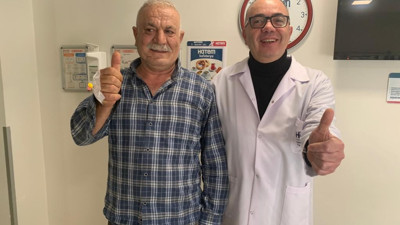 Tekerlekli sandalye ile geldi yürüyerek çıktı