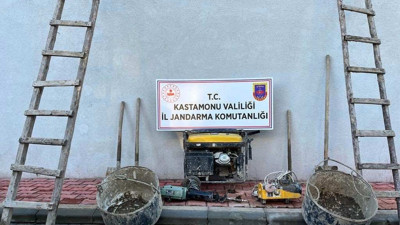 Kastamonu’da kaçak kazı yapan şahıslara suçüstü