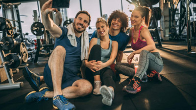Fotoğraf çekilmek için yapılan spor felç riskini beraberinde getiriyor. Uzmanı büyük tehlikeyi açıkladı