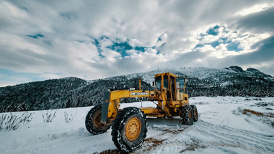 Rize’de 41 köy yolu kardan kapandı