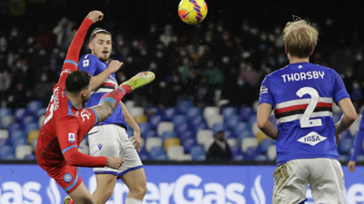 Eljif Elmas gol attı Napoli kazandı