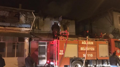 Burdur’da evde çıkan yangın korkuttu