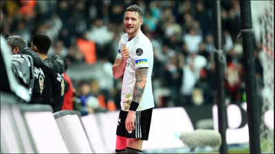 Weghorst'un geleceği belli oldu