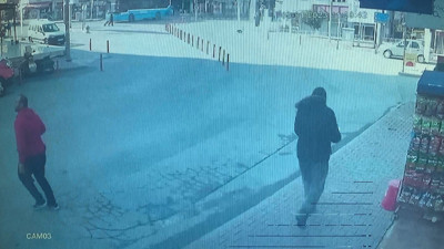 Özel halk otobüsünün çarptığı yaşlı adam ağır yaralandı